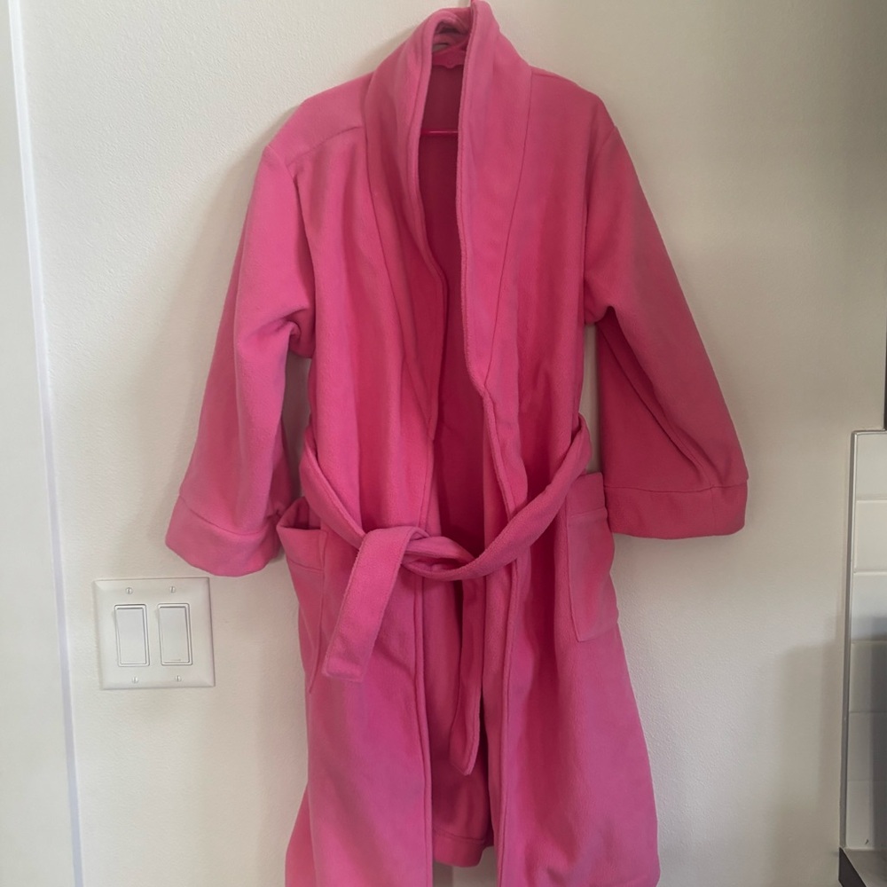 L.L. Bean Kids robe size 6x pink